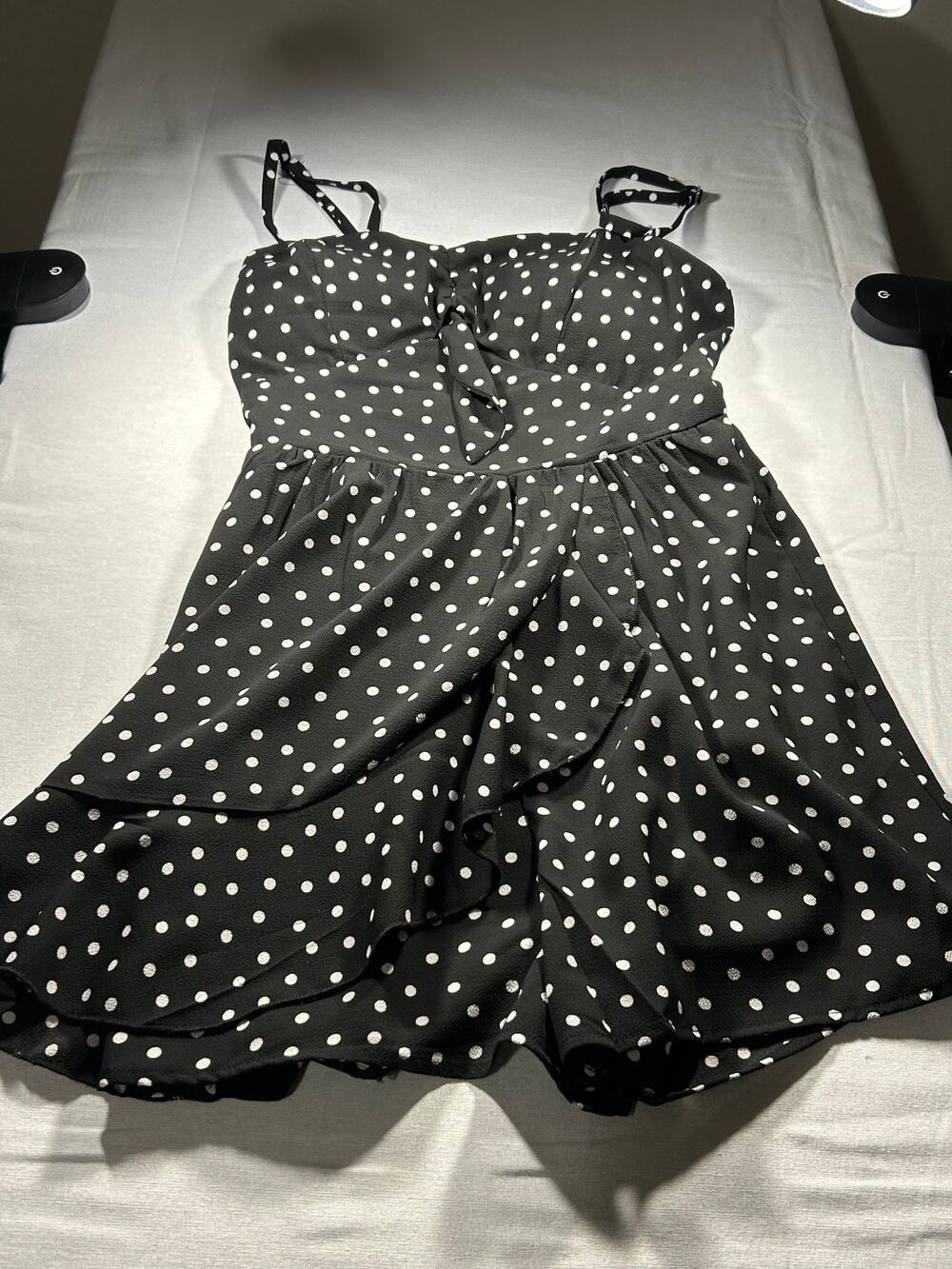 Xhilaration Black White Polka Dot Tie Front Romper Women’s
